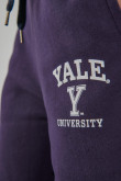 Pantalón jogger, con estampado en bota frente, de Yale