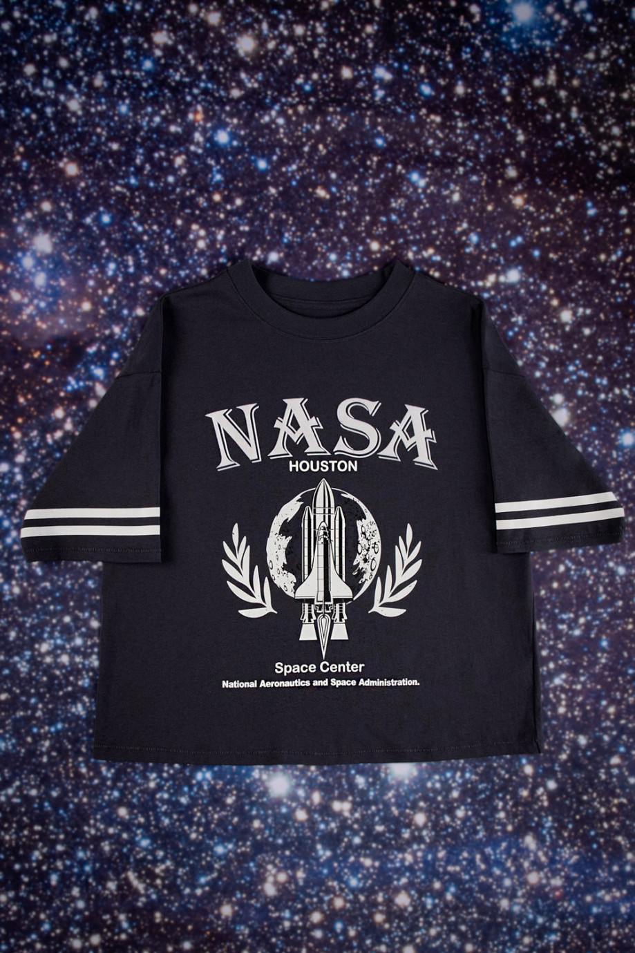 Camiseta manga corta, para mujer, estampado en frente y mangas de NASA,