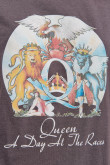 Camiseta para mujer, manga corta, con estampado en frente de Queen.