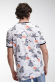Camiseta manga corta crema con estampado de hojas y flores