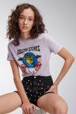 Camiseta lila clara con estampado de Rolling Stones y manga corta