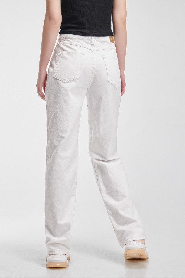 Pantalón ancho bolsillos blanco