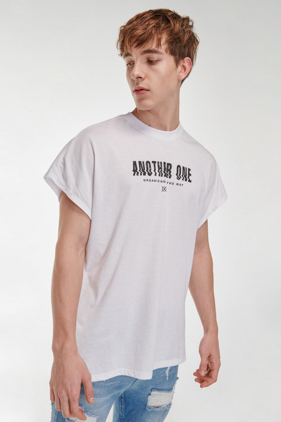Camiseta, manga sisa, con estampado en frente y espalda