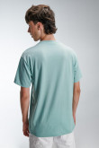 Camiseta verde manga corta con estampado en frente