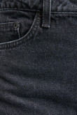Jean 90´S con 5 bolsillos gris oscuro y botas amplias