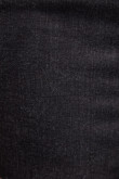 Falda corta negra en jean con deshilados en borde inferior