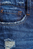 Short en jean azul intenso con rotos, deshilados y tiro alto