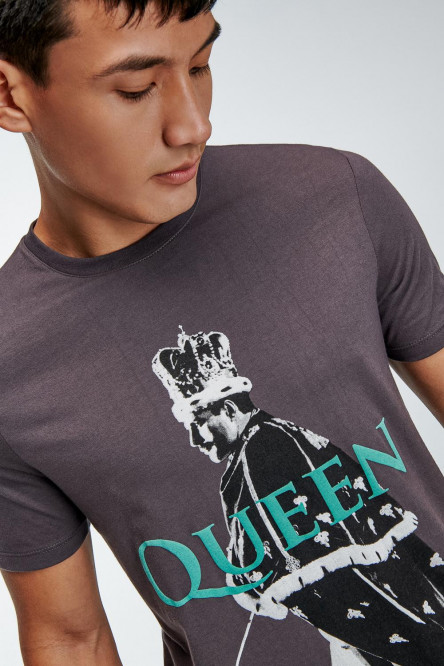 Camiseta cuello redondo gris intensa con estampado de Queen