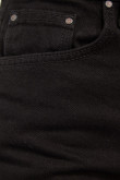 Jean 90´S negro con bota recta, bolsillos y tiro alto
