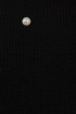 camiseta-femenina-unicolor-con-perlas-sobre-frente-y-mangas