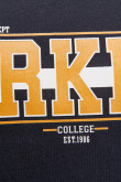 Camiseta unicolor con cuello redondo y diseño college en frente