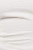 Blusa blanca manga corta aglobada con cinto posterior para anudar
