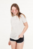 Camiseta cuello redondo crema clara con estampado minimalista de letras