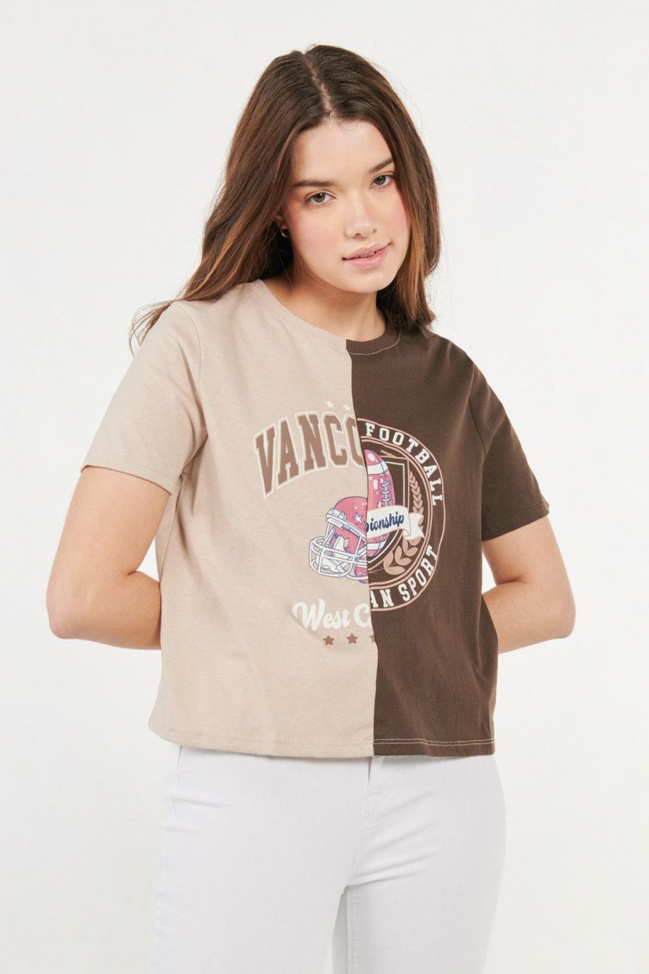 Camiseta manga corta unicolor con estampado college en frente