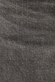 Short gris oscuro en jean con tiro alto y doblez en bordes