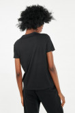 Camiseta negra con estampado minimalista y mangas cortas