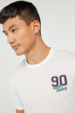 Camiseta manga corta unicolor con diseño deportivo college
