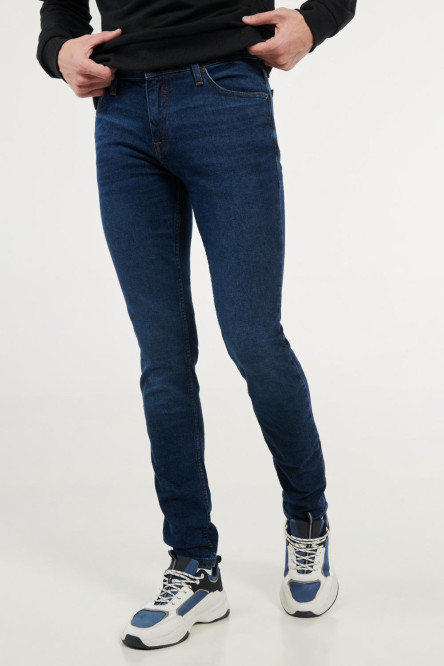 Bermuda Slim en jean con parche estampado.