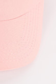 Cachucha rosado medio beisbolera con letras bordadas en frente