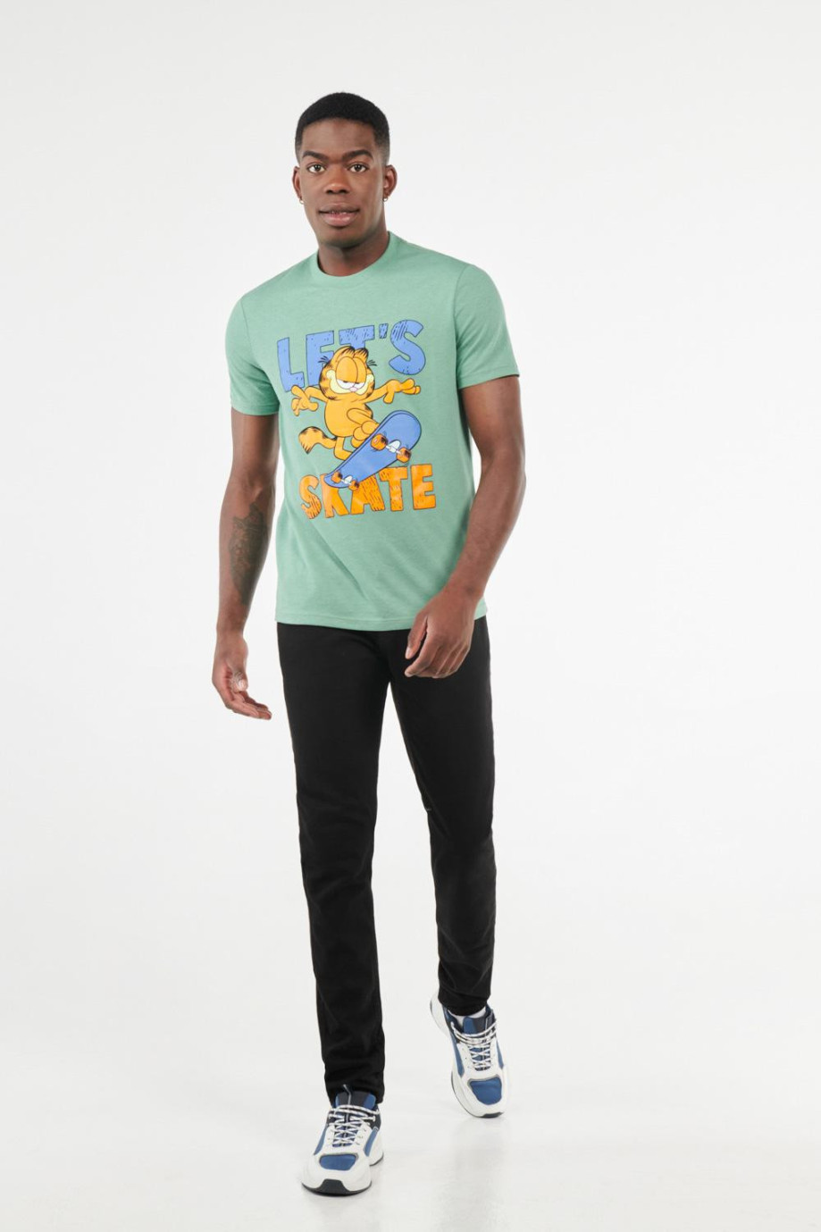 Camiseta verde medio con estampado de Garfield y manga corta