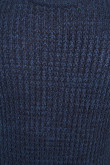 Suéter unicolor tejido con cuello redondo y texturas