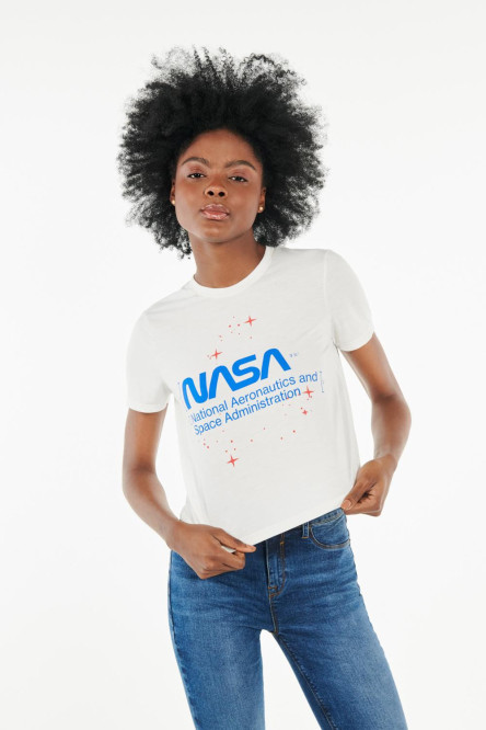Camiseta manga corta crema claro con estampado de NASA
