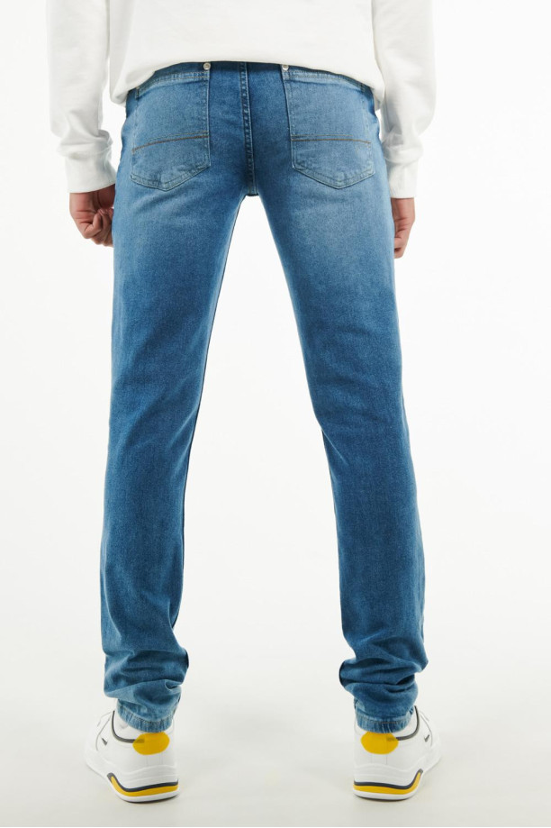 Jeans skinny tiro bajo en corte colombiano color azul – Ciudadela