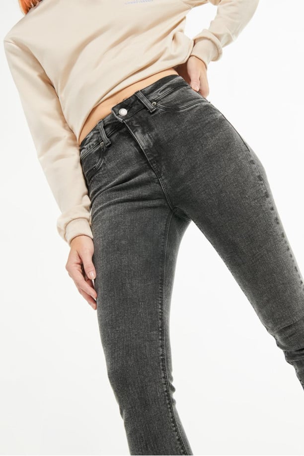 Jean Jegging tiro alto