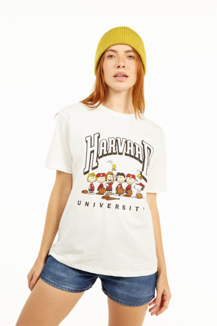 Camiseta crema clara cuello redondo con estampado de Snoopy & Harvard