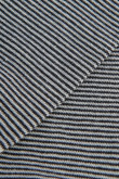 Medias tobilleras gris medio con diseños de rayas localizadas