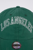 Cachucha verde oscura beisbolera con texto college de Los Ángeles