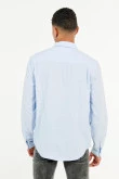 Camisa unicolor cuello sport collar con manga larga y charreteras