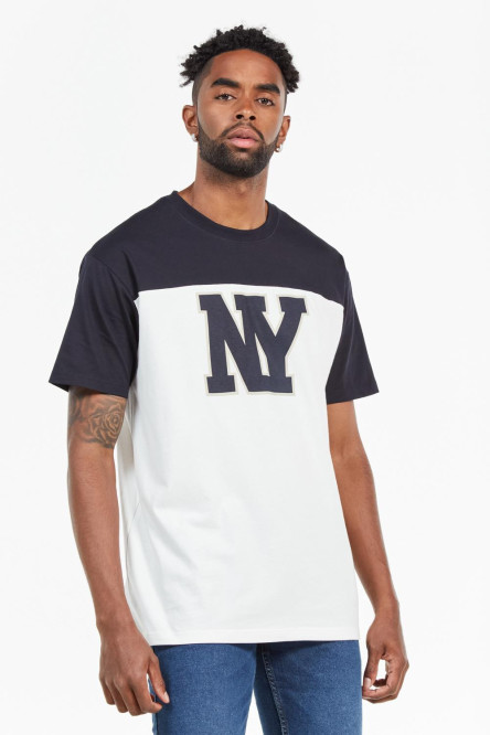 Camiseta unicolor manga corta con corte de color y estampados college