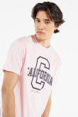 Camiseta cuello redondo rosada clara con diseño de California