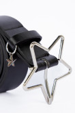Cinturón negro liso con hebilla metálica en forma de estrella