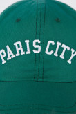 Gorra verde oscura beisbolera con texto blanco de París bordado