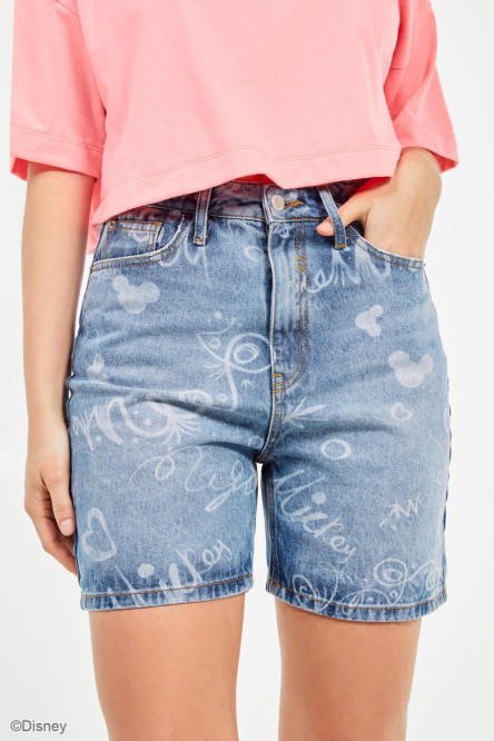 Short azul medio en jean tiro alto con diseños en láser de Disney