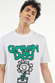 Camiseta manga corta blanca con diseño de Green Day en frente