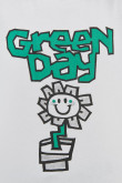 Camiseta manga corta blanca con diseño de Green Day en frente