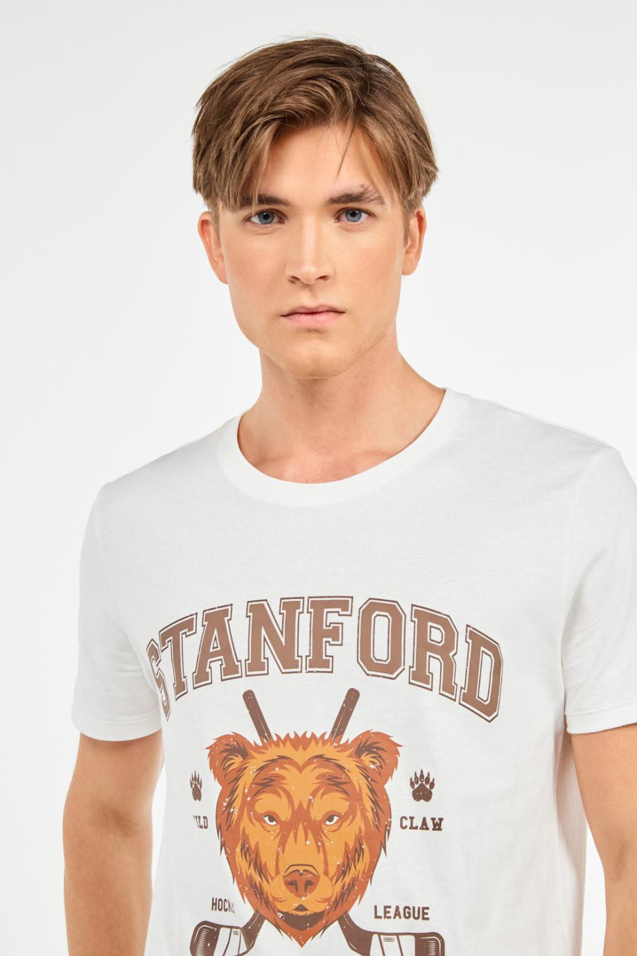 Camiseta cuello redondo crema clara con diseño college de Stanford