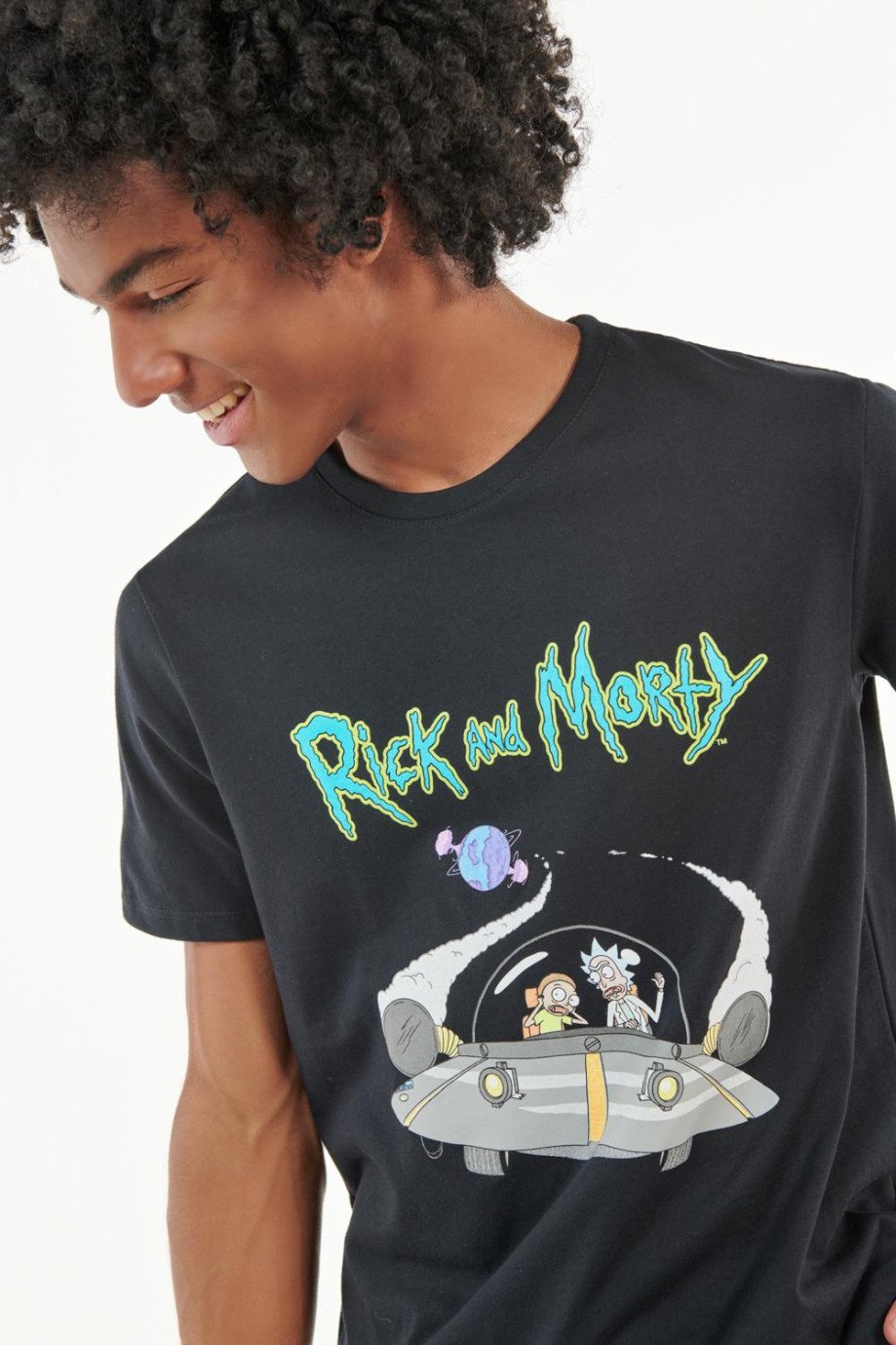 Camiseta azul intensa con diseño de Rick and Morty y cuello redondo