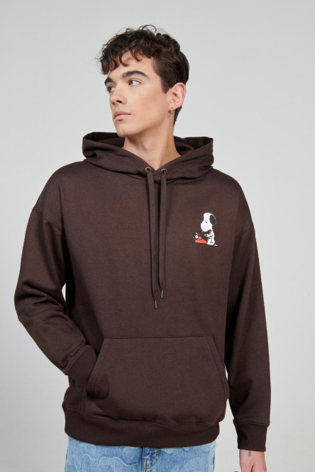 Buzo oversize café oscuro con capota y estampados de Snoopy