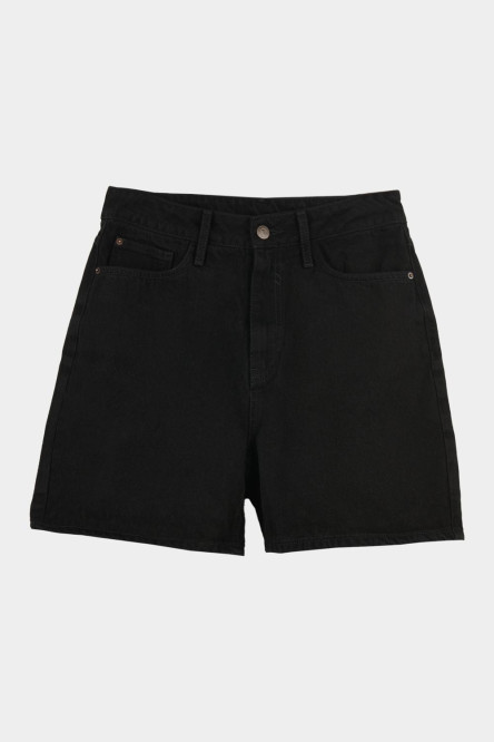 Short negro en jean con bolsillos funcionales y tiro alto