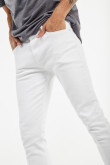 Jean súper skinny blanco con bolsillos y tiro bajo