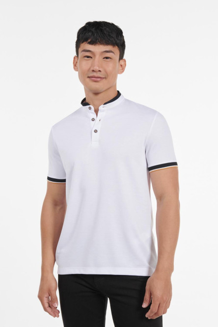 Camiseta unicolor polo manga corta con contrastes y cuello nerú