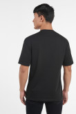 Camiseta manga corta negra con diseño de Rick & Morty