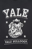 Camiseta negra con estampado college de Yale y manga corta