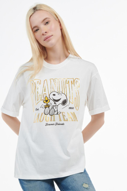 Camiseta manga corta crema clara con diseño de Snoopy en frente