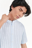 Camisa con cuello mao unicolor, estampados y manga corta