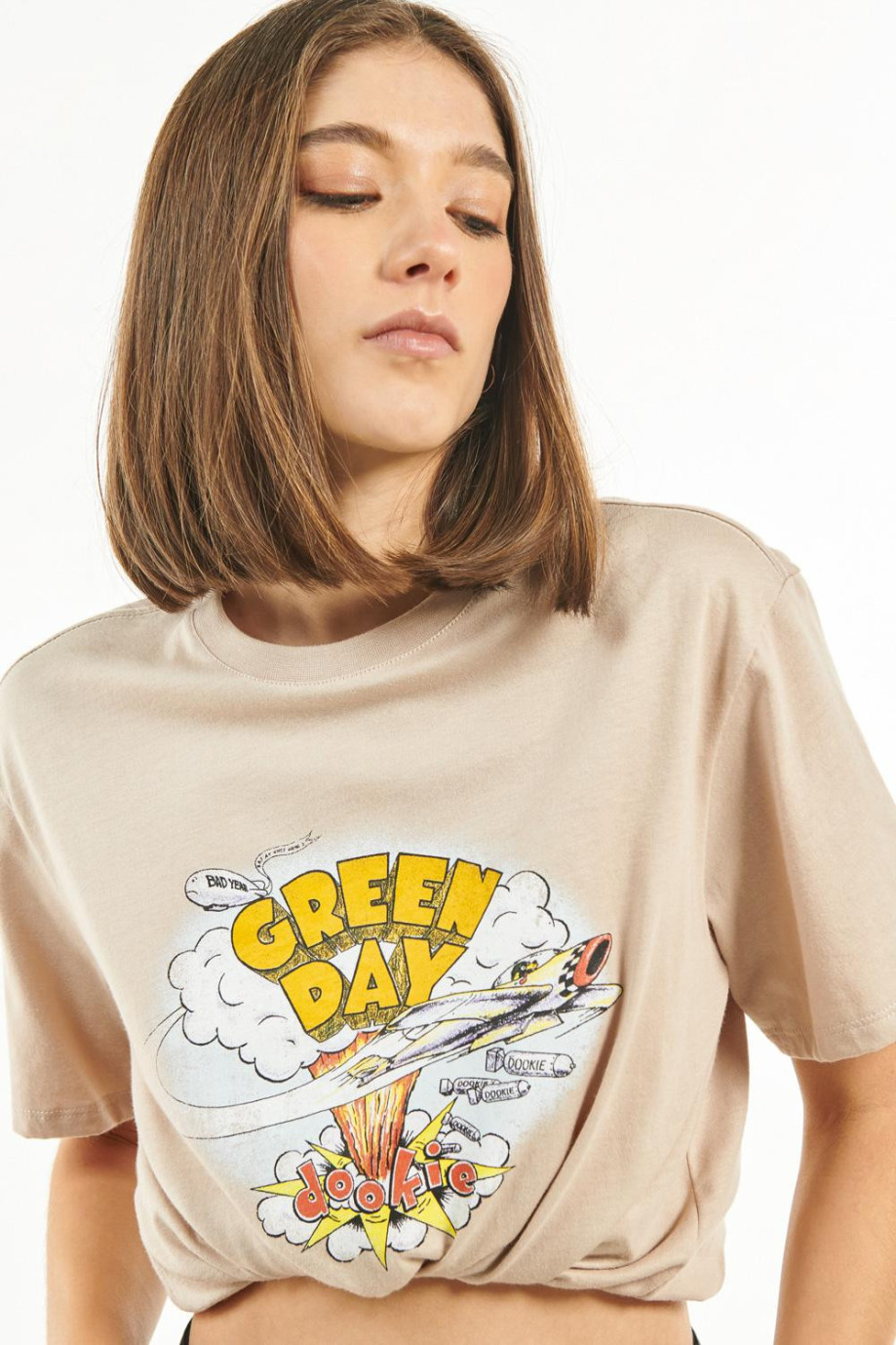 Camiseta kaky clara con estampado de Green Day y manga corta